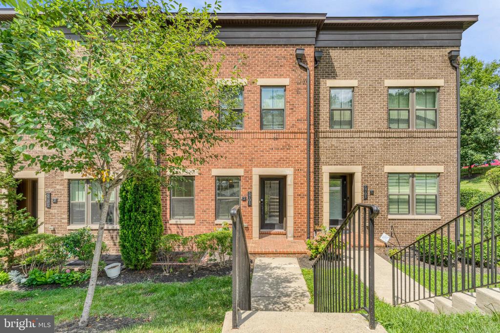 Residential Lease in ARLINGTON