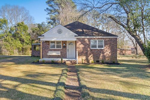 420 E Commons St N, Tuscumbia, AL, 35674-1654 | Card Image