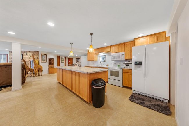 45 Kitchen_lower.jpg | Image 38