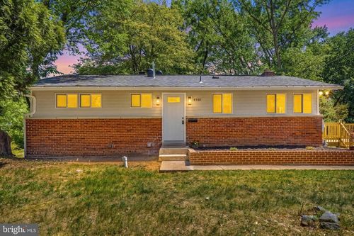 4501 Apple Tree Dr, ALEXANDRIA, VA, 22310-2901 | Card Image