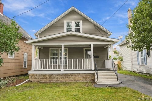250 Miller St, North Tonawanda, NY, 14120-6920 | Card Image