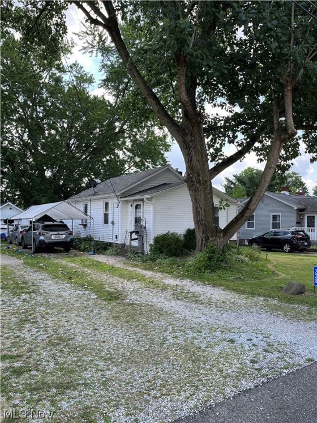 228 Wrexham Avenue Sw, Sold in Massillon Zoocasa