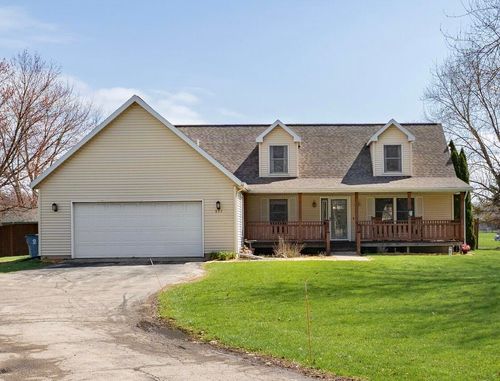 893 Pearson Road, Chesterton, IN, 46304 | Card Image