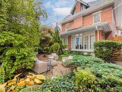 62 Elm Ave, House other with 5 bedrooms, 5 bathrooms and 4 parking in Toronto ON | Image 3