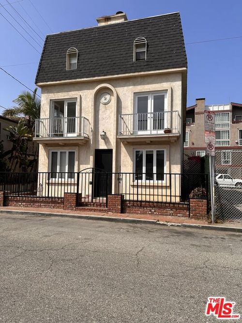 a-3309 Via Dolce, Marina del Rey, CA, 90292 | Card Image