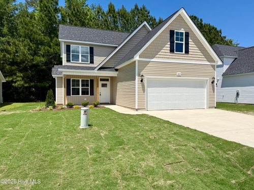 443 Peregrine Ridge Dr, New Bern, NC, 28560-1827 | Card Image
