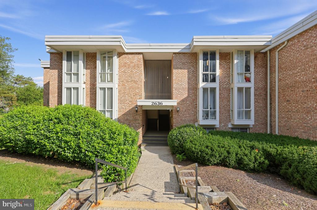 Residential Lease in ALEXANDRIA 3