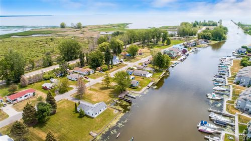 1840 S Riverside Dr, Au Gres, MI, 48703-9796 | Card Image