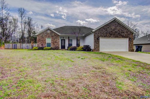 964 Joan Ln, Killen, AL, 35645-8822 | Card Image