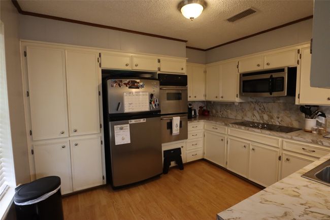 907 Cherry St, House other with 4 bedrooms, 3 bathrooms and null parking in Ranger TX | Image 20