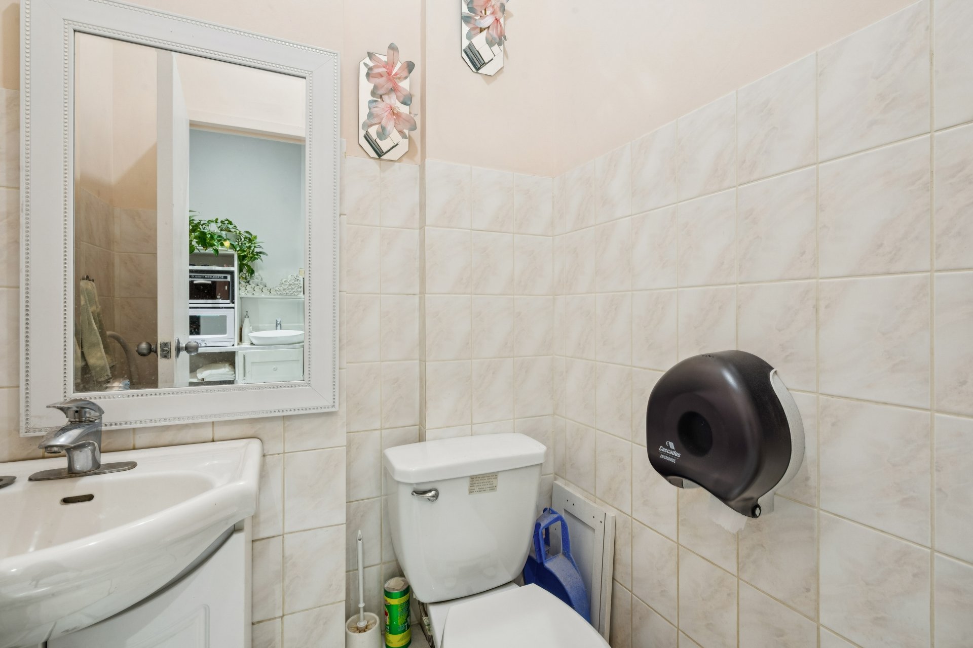 Commercial Sale in Longueuil (Le Vieux-Longueuil) 5