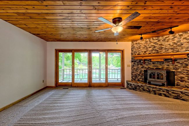 2403 Hidden Valley Rd, Home with 3 bedrooms, 3 bathrooms and 2 parking in Hiawassee GA | Image 17