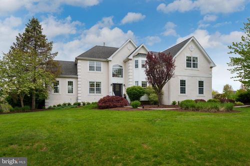 37 Terrell Rd, Lambertville, NJ, 08530-3428 | Card Image
