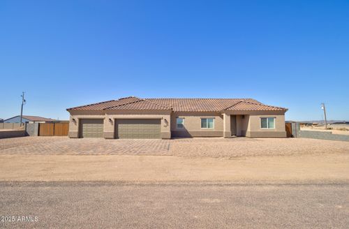 3610 N Mohu Dr, Eloy, AZ, 85131-1010 | Card Image