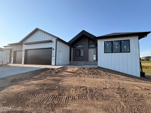 2314 Ketchum Avenue, Bismarck, ND, 58503 | Card Image