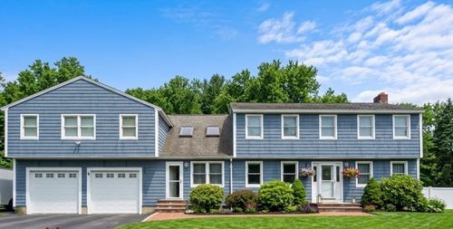 20 Farm Pond Rd, Dracut, MA, 01826-4106 | Card Image