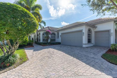 2443 Players Ct, Wellington, FL, 33414-7010 | Card Image