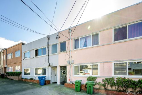 54 Garibaldi St, Daly City, CA, 94014-2247 | Card Image