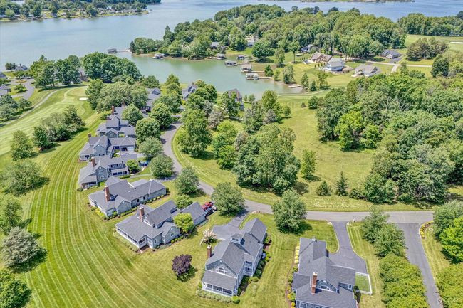 145 Golfers Crossing Dr, House other with 3 bedrooms, 3 bathrooms and null parking in Penhook VA | Image 41