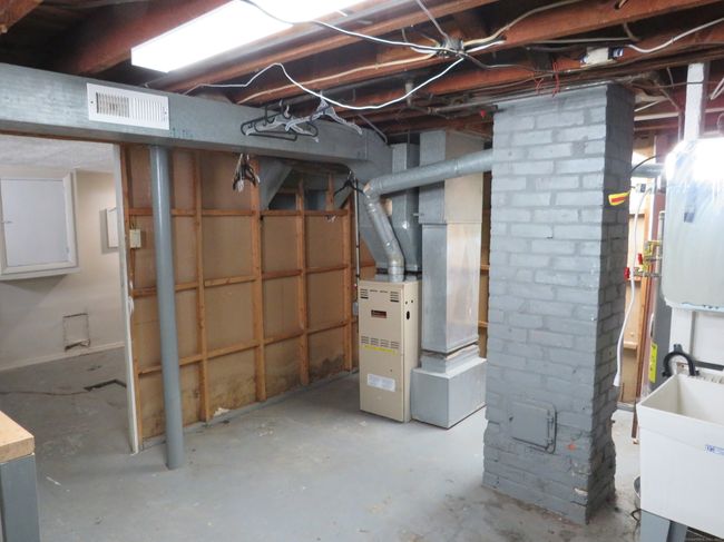 83 Stone St, House other with 3 bedrooms, 1 bathrooms and null parking in Hartford CT | Image 24