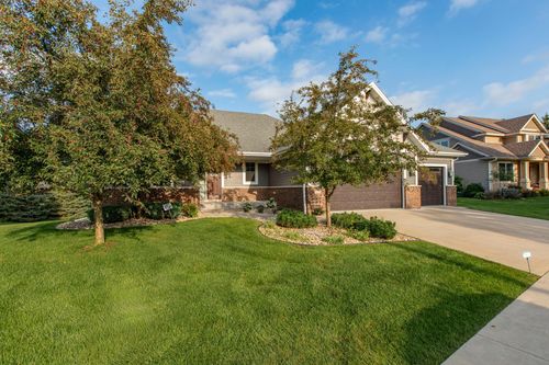 5124 Scenic Oak Dr Sw, Rochester, MN, 55902-2569 | Card Image