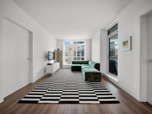 404-2375 Emery Crt, North Vancouver, BC, V7J0E9 | Card Image