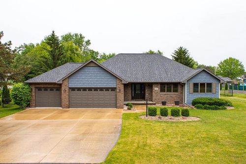 W6517 Greenwood Court, Greenville, WI, 54942 | Card Image