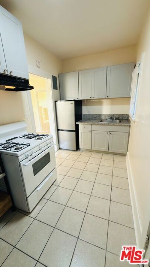 apt-6-1510 E Broadway, Long Beach, CA, 90802-4036 | Card Image