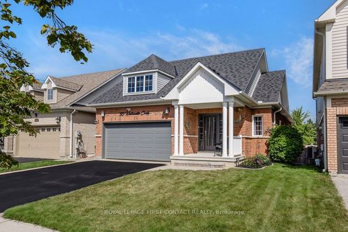 60 Westminster Cir, Barrie, ON, L4M0A5 | Card Image