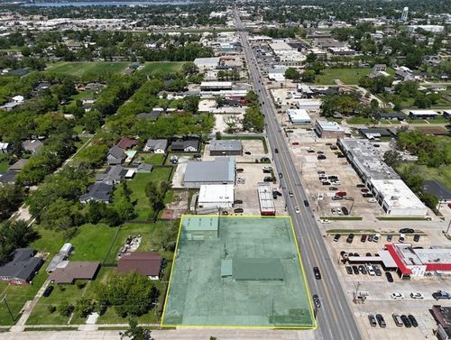 3848 Ryan Street, Lake Charles, LA, 70605 | Card Image