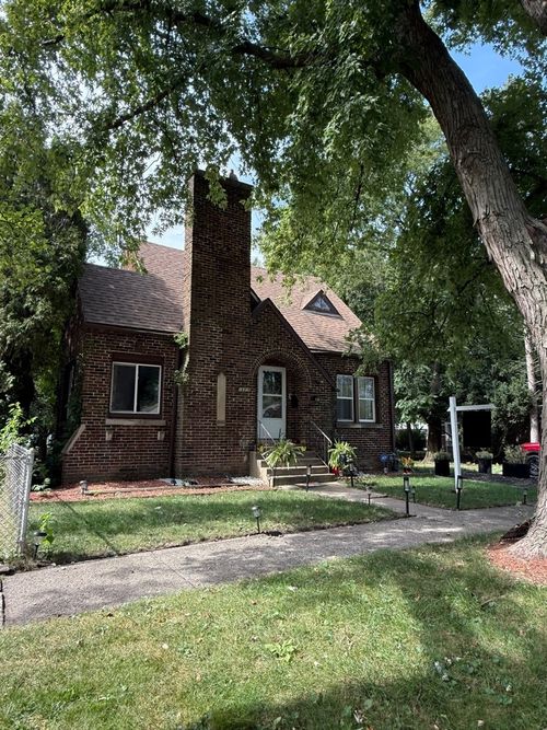 16808 Shea Ave, Hazel Crest, IL, 60429-1347 | Card Image