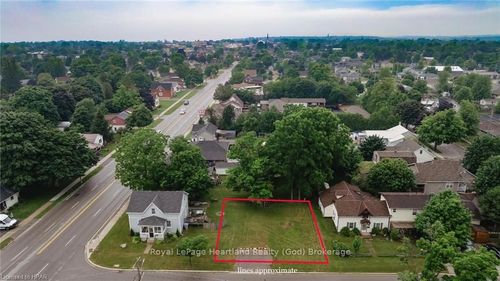 LOT AT Oxford St, Goderich, ON, N7A1E8 | Card Image