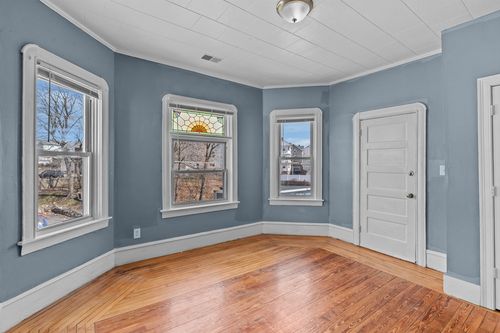 apt-3-1819 Pleasant St, Fall River, MA, 02723-3065 | Card Image