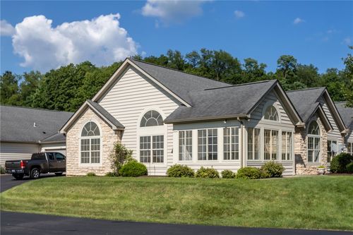 1901 Golf Course Dr, South Strabane, PA, 15301 | Card Image