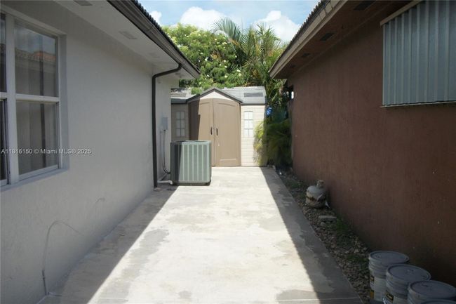 7230 W 34 Th Ct, House other with 4 bedrooms, 3 bathrooms and null parking in Hialeah FL | Image 30