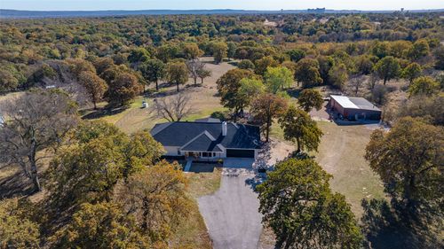 19126 Taucher Ln, Thackerville, OK, 73459-9513 | Card Image