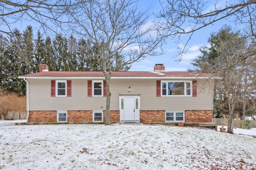 140 Theresa Ter, Lee, MA, 01238 | Card Image