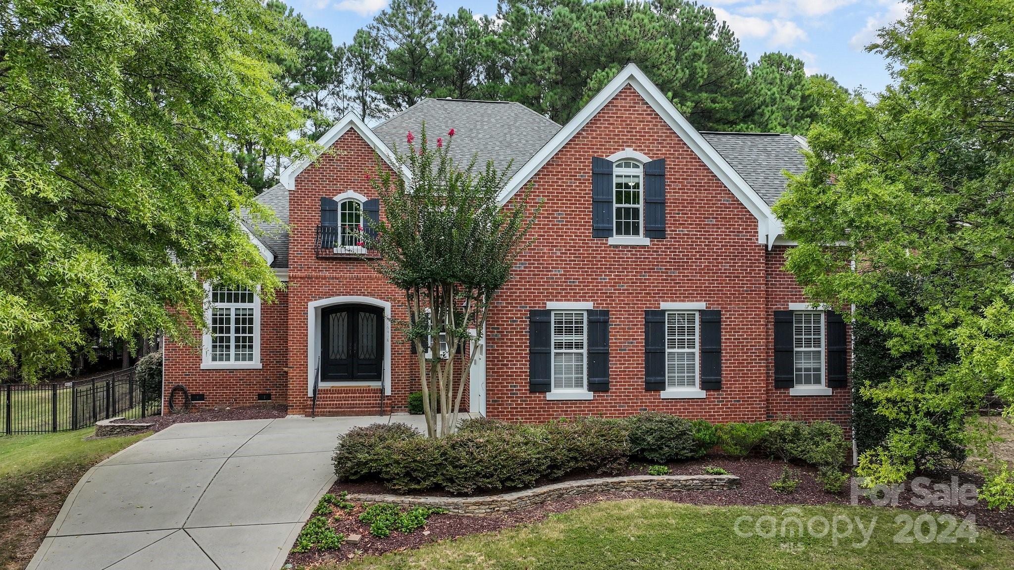 Crystal Downs Ln, Charlotte, NC 28278
