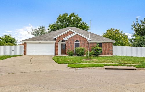 2131 Post Wood Ln, Arlington, TX, 76018-3137 | Card Image