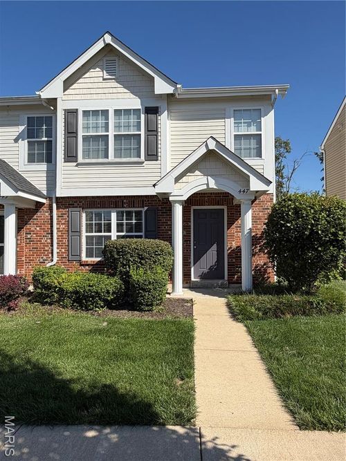 447 Wild Oak Dr, O Fallon, MO, 63368-7467 | Card Image