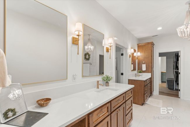 Bathroom | Image 18