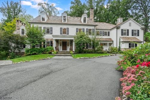 10 Hawthorne Rd, Essex Fells, NJ, 07021-1412 | Card Image