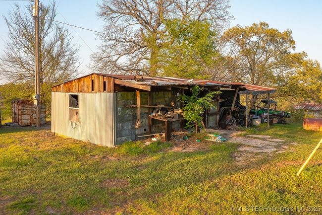 10548 S Highway 109 A, House other with 2 bedrooms, 1 bathrooms and null parking in Lane OK | Image 24