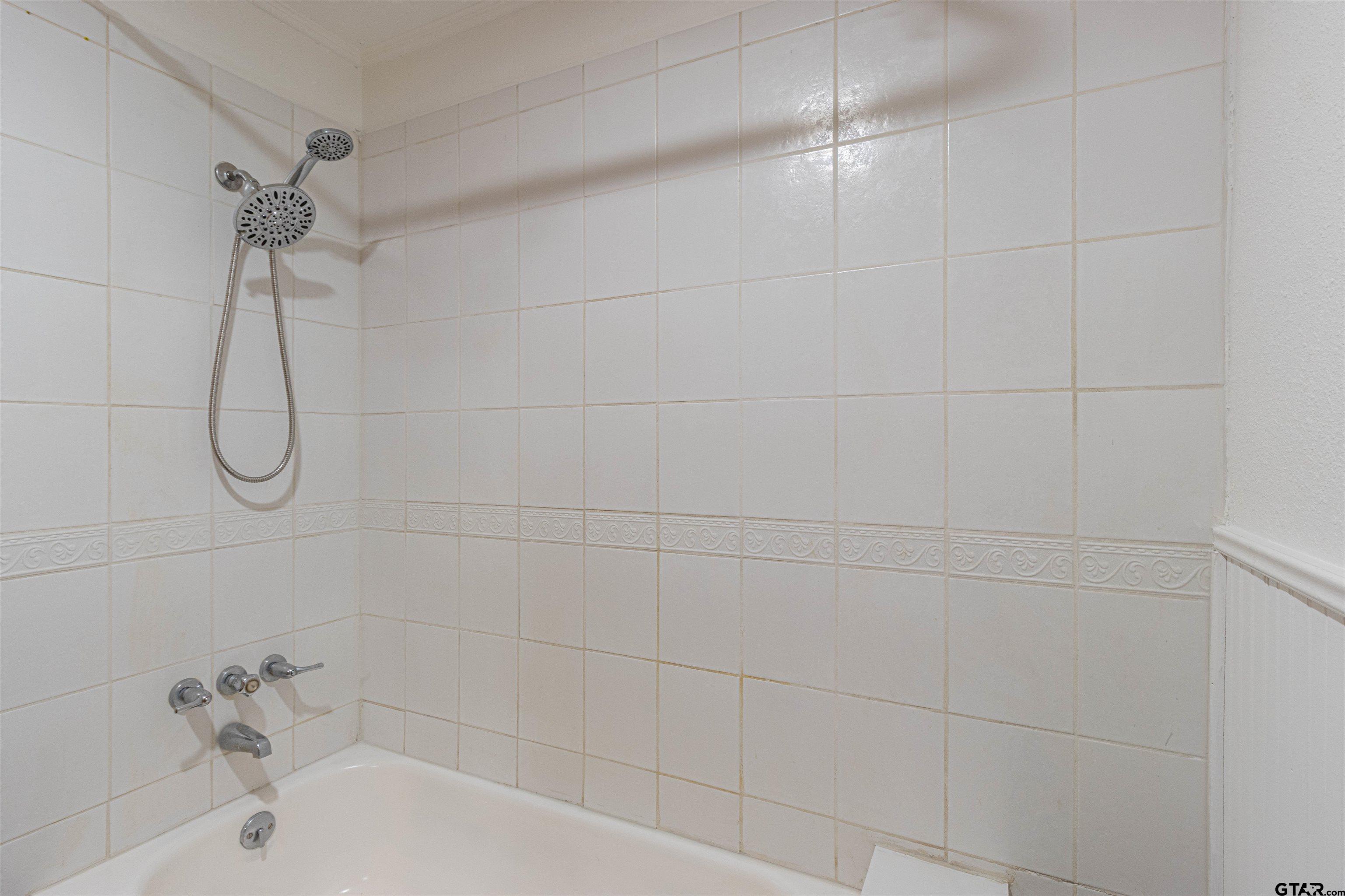 Residential Lease in Flint 5