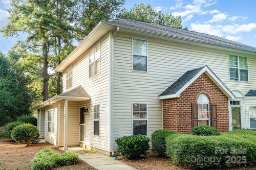 3630 Melrose Cottage Dr, Matthews, NC, 28105-8429 | Card Image