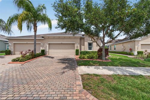 642 Chipper Drive, Sun City Center, FL, 33573 | Card Image