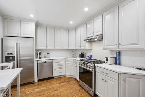 464 Meade St, Orange, NJ, 07050-4205 | Card Image