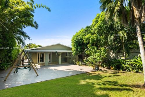 1333 Sw 16th St, Miami, FL, 33145-1621 | Card Image