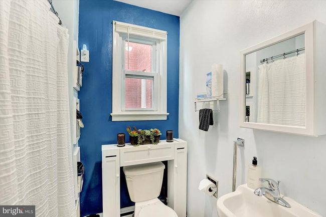 70 N Main St, House other with 3 bedrooms, 2 bathrooms and null parking in SPRING GROVE PA | Image 4