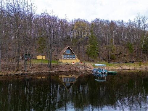 W1086 Tall Pine Trl, Gleason, WI, 54435 | Card Image